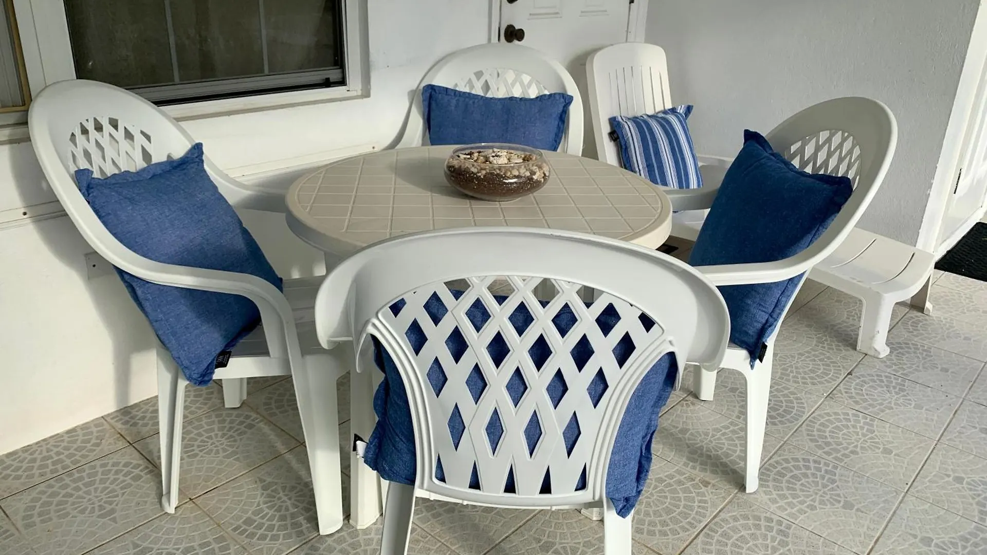 Appartement 3 Suites At Blue Pavilion - 3 Kitchens - Steps To Beach - Car, Value, Service West Bay Îles Caïmans
